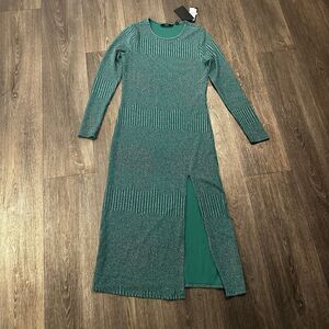 Vero Moda holiday Dress Long Sleeve knit Green Size Medium NWT sparkle